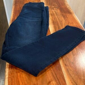 SALE Jen 7 by for all man kind. Navy blue pull on in size 4. In good condition.